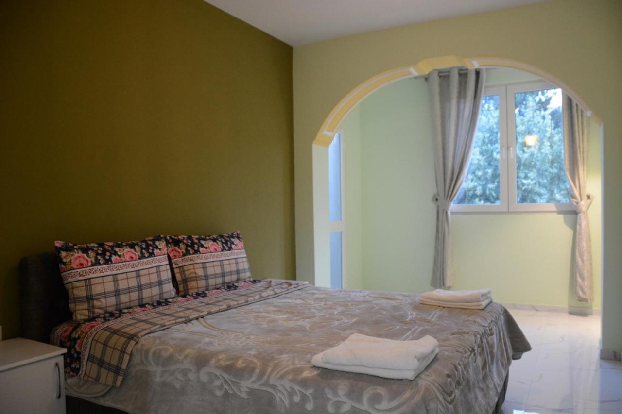 Hotel Royal Albania *